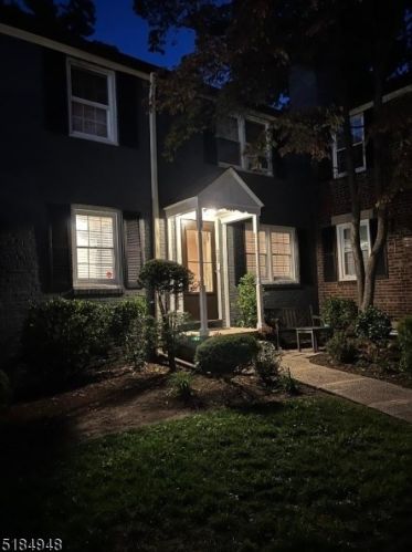 205 Lincoln Park, Cranford, NJ 07016-3121