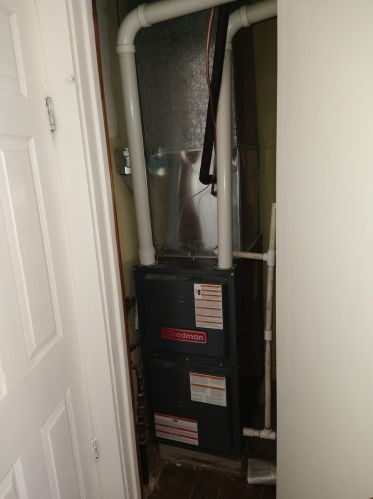 6149 Giddings St, Chicago IL 60630-2931 exterior