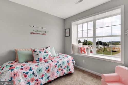 202 Ctr St, Hanover PA 17331-2829 exterior