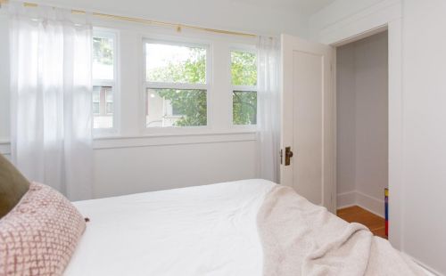 1207 Myrtle St, Turlock CA  95380-4933 exterior