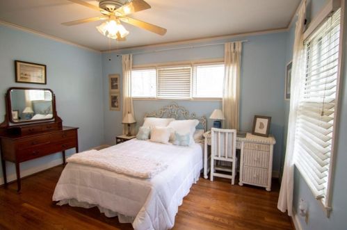 6688 Brandon Ml Rd, Atlanta GA 30328-2031 exterior