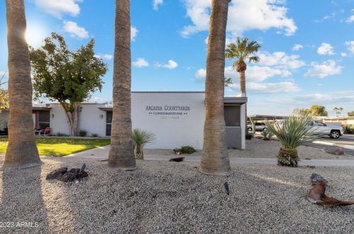 4206 38th St, Phoenix, AZ 85018-4836