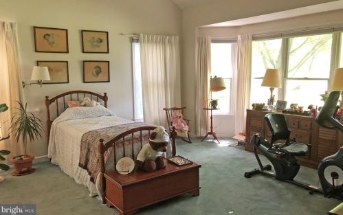 1859 Augusta Dr, Jamison PA 18929-1083 exterior