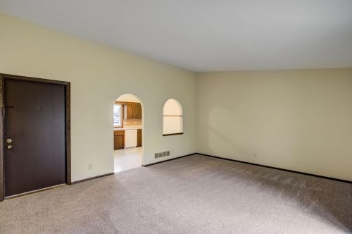 2280 26 Ave, Saint Paul MN 55112-5006 exterior