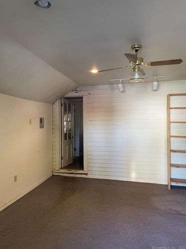 439 Prospect St, Torrington CT 06790-6330 exterior