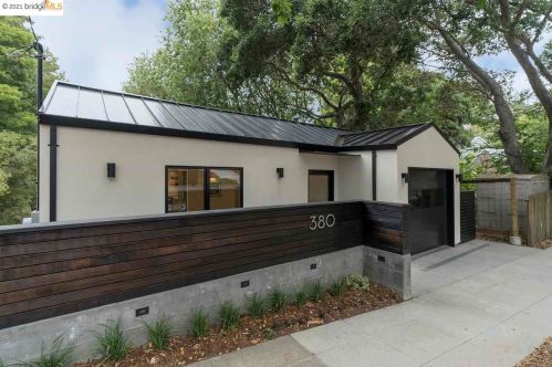 380 Vermont Ave, Berkeley, CA 94707-1740