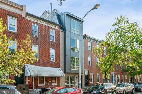 2132 Christian St, Philadelphia PA  19146-2503 exterior