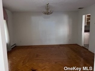 21 Hemingway Dr, Huntington Station NY  11746-5907 exterior