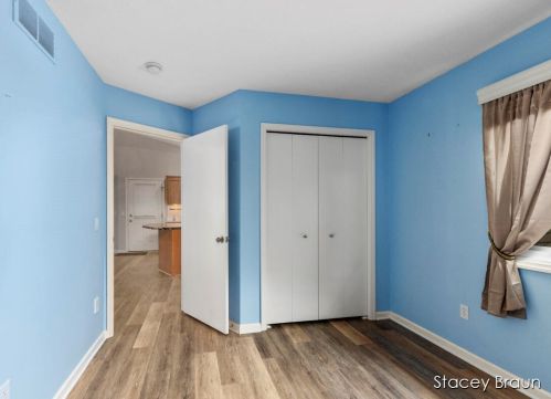 1730 Lisa Dr, Byron Township MI 49315-8006 exterior