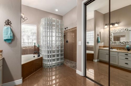 2455 Cloud Dr, Chandler AZ 85249-3778 exterior