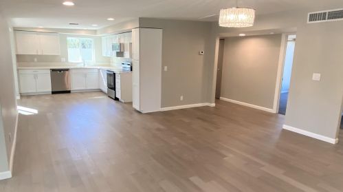 352 Kent Dr, Tucson AZ 85710-2441 exterior