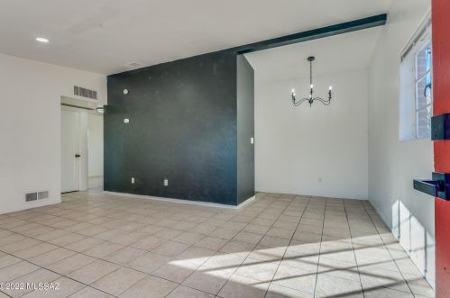 815 Lester St, Tucson AZ  85719-3937 exterior