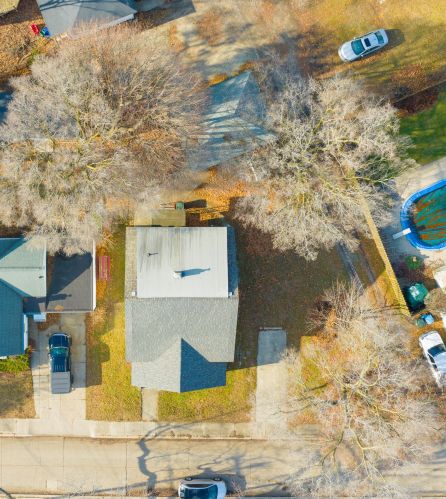 2287 Torrent St, Meskegon MI 49441-1562 exterior