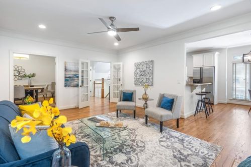 1371 Edmund Ct, Atlanta GA  30306-2236 exterior