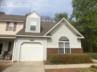 8346 Christmas Ct, Charlotte NC  28216-0707 exterior