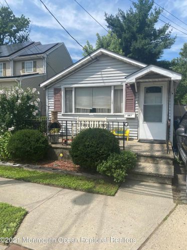 267 Port Monmouth Rd, Middletown, NJ 07748-5760