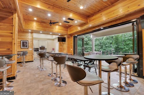 8069 Kenstone Ct, Atlanta GA 30350-4160 exterior