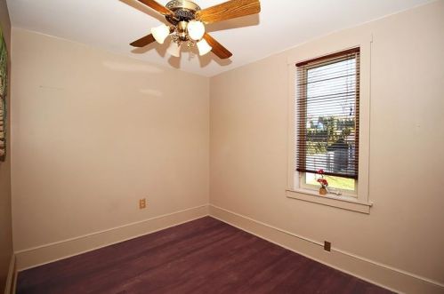 2400 Allender Ave, Pittsburgh PA 15220-3906 exterior