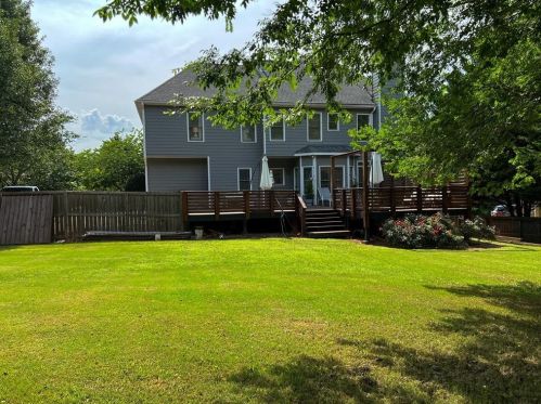 8690 Stone Riv Dr, Gainesville GA 30506-4854 exterior