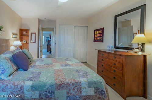 65872 Rocky Path Dr, Tucson AZ 85739-1624 exterior