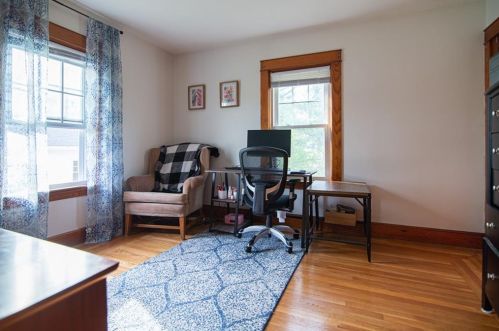 45 Grover St, Providence RI 02909-5209 exterior