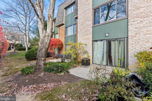 1023 Putnam Blvd, Media PA 19086-6754 exterior