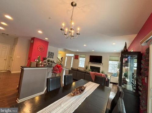 56 Plymouth Dr, Limerick PA  19468-2868 exterior