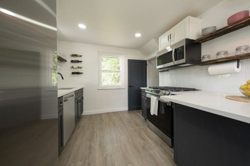 110 Briarwood Dr, Pittsburgh PA  15235-4301 exterior