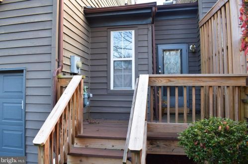 12 Andover Cir, Princeton, NJ 08540-1749