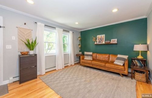 216 Zuber Pl, Maywood NJ  07607-1431 exterior