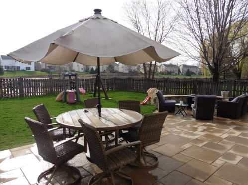 866 Crabapple Dr, Bull Valley IL exterior