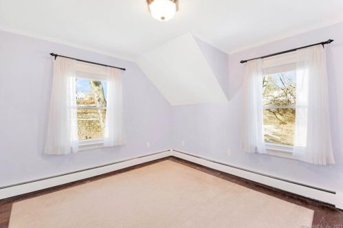 40 Commonwealth Ave, New Britain CT 06053-2913 exterior