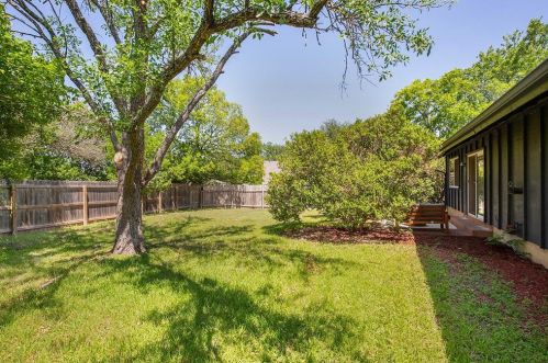1510 Coronado Hills Dr, Austin TX  78752-2922 exterior