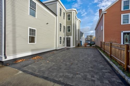 4 Hardy St, Salem MA 01970-5219 exterior