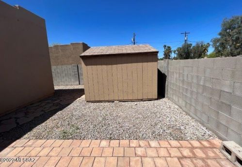 3460 Bermuda St, Tucson AZ 85712-2149 exterior