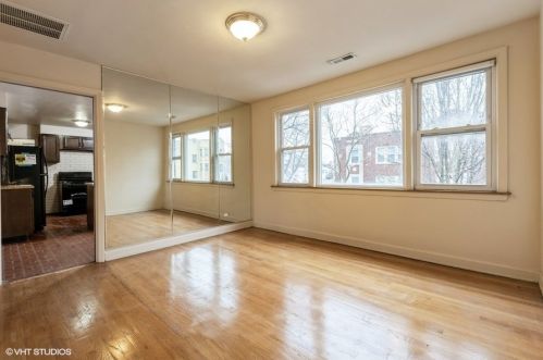 3322 Catalpa Ave, Chicago IL 60625-2275 exterior