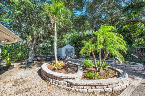 1718 Ocean Cove Ave, Fort Pierce FL  34953-2450 exterior