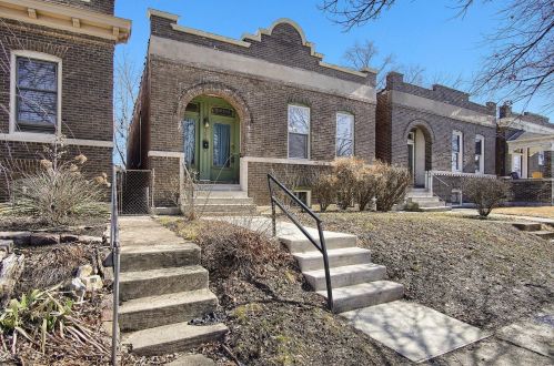 5206 Idaho Ave, Saint Louis MO 63111-1653 exterior