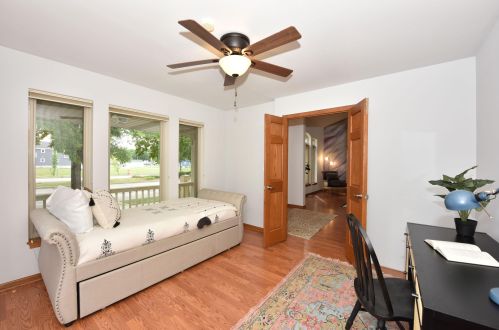 2102 Walnut St, Milwaukee WI 53205-1422 exterior