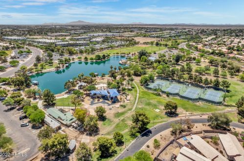 4571 Linda Ln, Chandler AZ 85226-5841 exterior