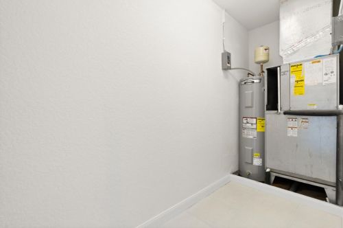 21 Harbour Isle Dr, Fort Pierce FL  34949-2749 exterior