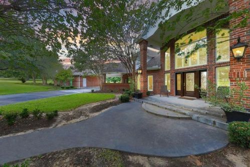 123 Lk Est Dr, Montgomery TX  77356-8069 exterior