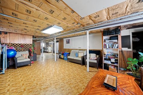 5238 Nelson St, Chicago IL 60657-3042 exterior