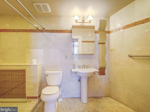 1324 Kenyon St, Washington DC 20010-2493 exterior