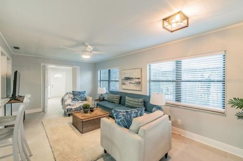 3807 Elmwood Ter, Tampa FL  33616-2306 exterior