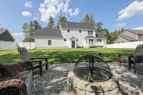 62 Hoit Rd, Concord NH  03301-1804 exterior