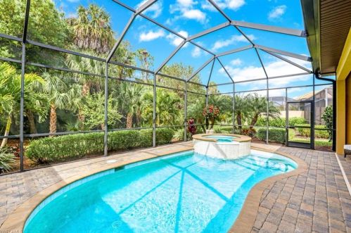 6589 Roma Way, Naples FL  34113-1720 exterior