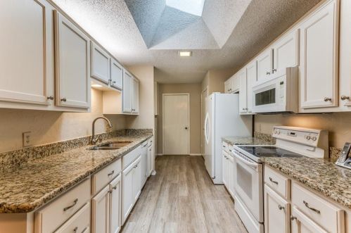 3386 El Dorado, Austin TX 78734-5232 exterior