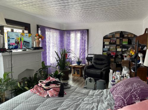 14510 Clark St, Chicago, IL 60827-2721