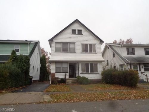 1546 172nd St, Cleveland, OH 44110-2929